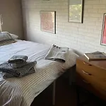 Quirky Little End Of Terrace 펜션 요크