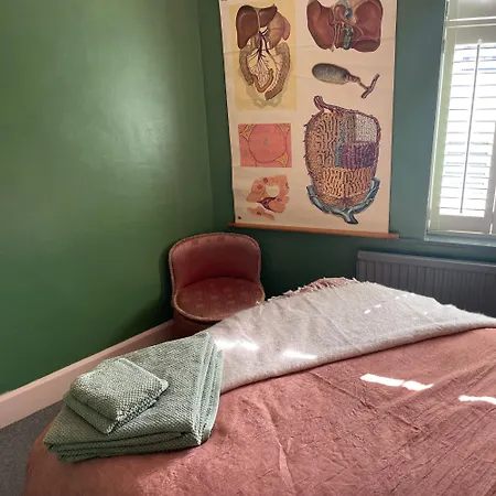 Quirky Little End Of Terrace 요크